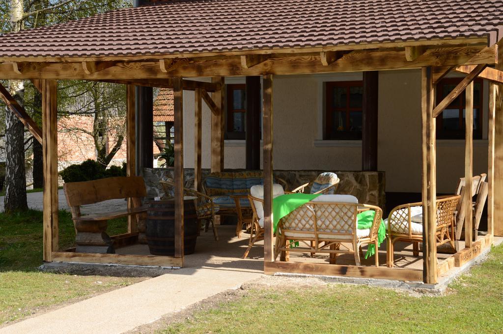 Apartmens And Rooms Sostar Cerkno Exterior foto
