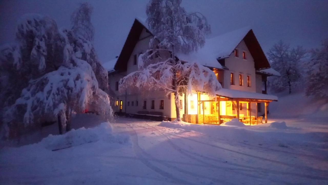 Apartmens And Rooms Sostar Cerkno Exterior foto